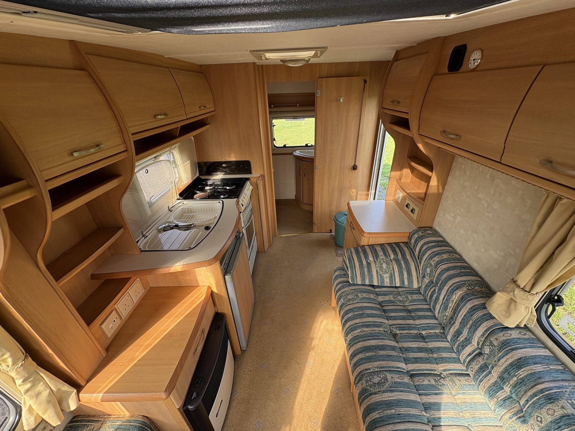 2003 Swift Sandymere L GT 2 Berth Caravan | Lightweight | Fully Equipped | Excellent Condition - Image 8